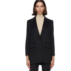 MaxMara Eva Black Camel hair wool blazer/jacket, 16.  255